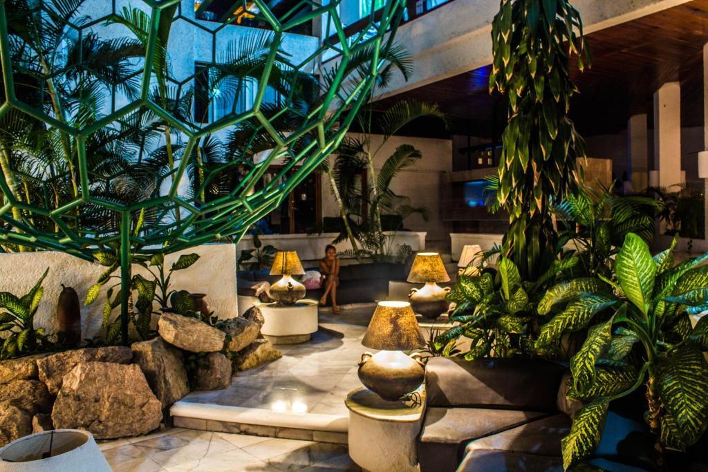 Ixtapa Palace Bagian luar foto
