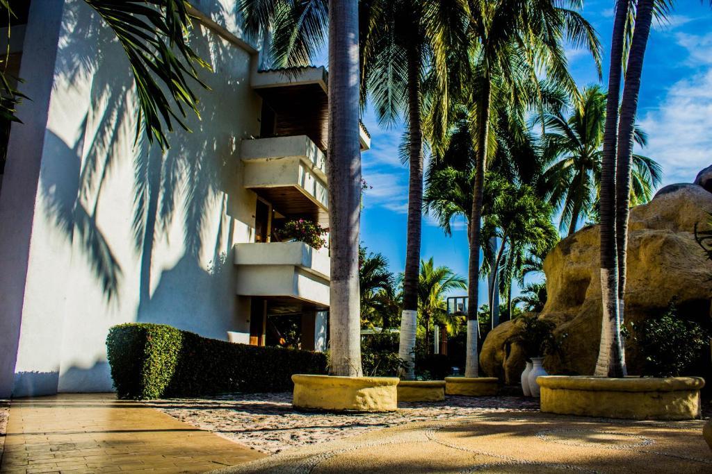 Ixtapa Palace Bagian luar foto