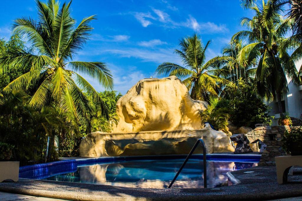 Ixtapa Palace Bagian luar foto